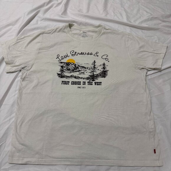 Levi's Relaxed Fit Short Sleeve Graphic T-shirt Large off cream - Picture 1 of 5